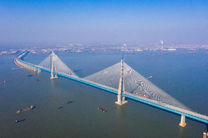 滬蘇通長江公鐵大橋_s.jpg